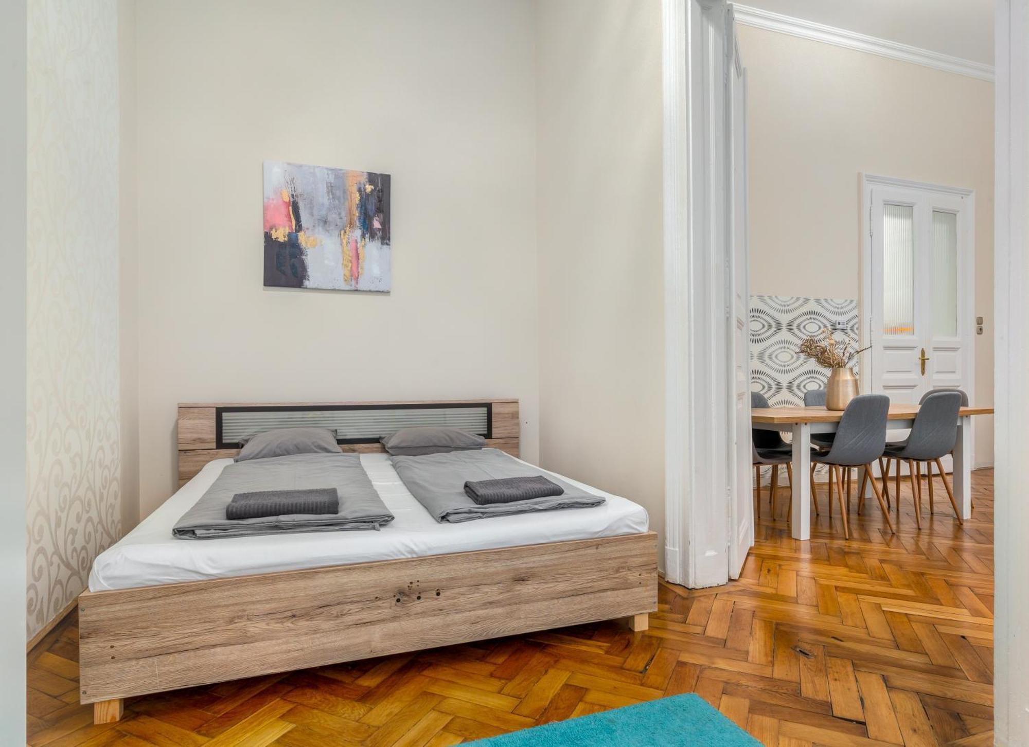 Elisabeth 52 Apartment Будапеща Екстериор снимка